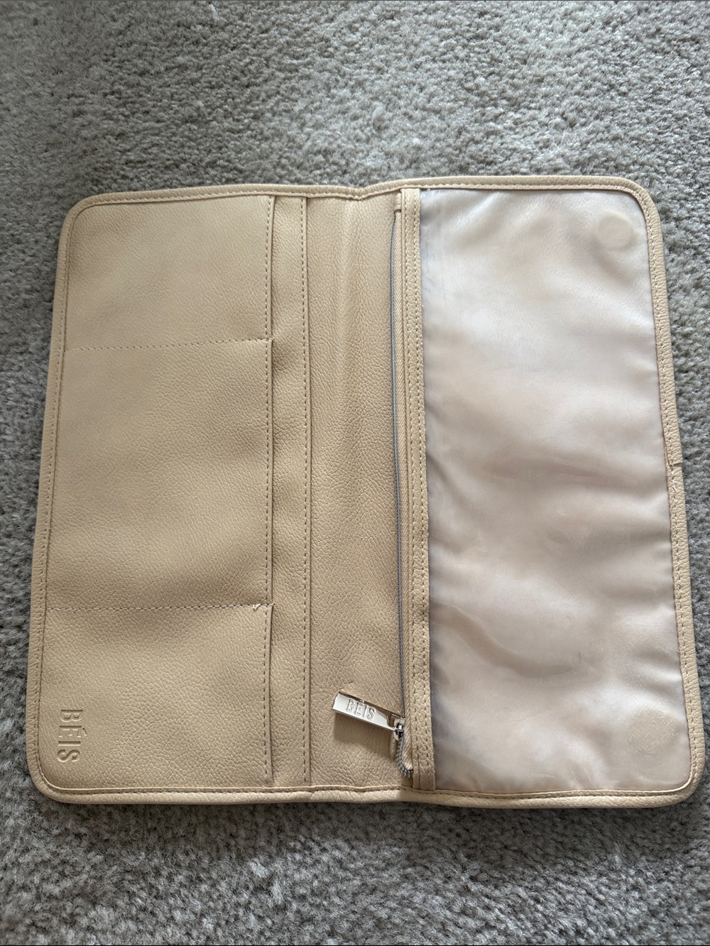 BÉIS Seatback Organizer